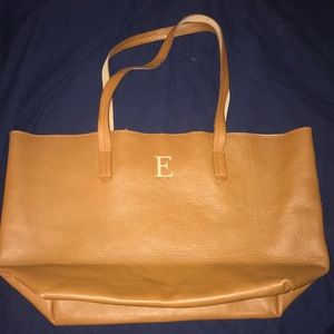 like new mark and graham everyday leather tote *E*